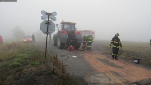 nehoda-stret-traktoru-s-vlakem-ocelice-rychnovsko-2