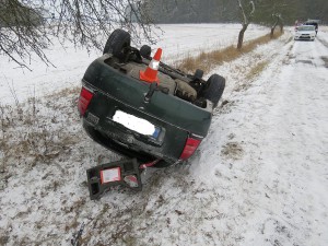 dopravni-nehoda-trutnovsko-6-1-2016-1