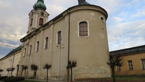 kostel-milosrdnych-bratri-v-novem-meste-nad-metuji-1