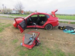 dopravni-nehoda-sadova-20-4-2017-1
