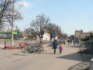 Cyklisté dotanou nová krytá stání na kola