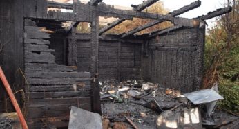 Požár zničil zahradní domek v Předměřicích nad Labem, škoda 150 tisíc korun