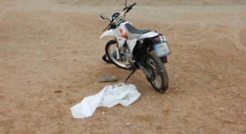 Blesk dokáže být opravdu nebezpečný – zásah bleskem zranil motocyklistu